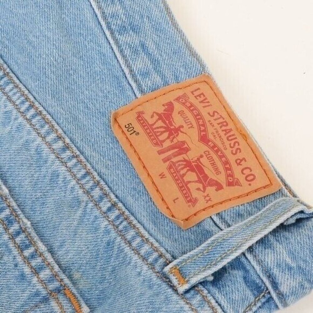 Levi's 501 Size 30 Cut Off Distressed Denim Shorts Light Wash‎ Blue Jeans Summer - Picture 9 of 10